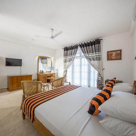 Hotel Yapahuwa Paradise Exteriér fotografie